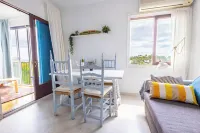 Beautiful apartment with spectacular views, pool and close to the beach!