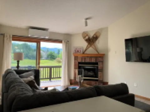 Family Paradise Welcoming 3-Bedroom Condo -Bretton Woods Ski Getaway