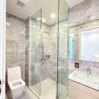 Brand New Condo near Siam Paragon Rooms