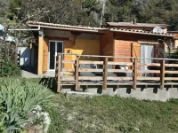 Lovely detached bungalow Hotel in zona La meridiana di Ilonse