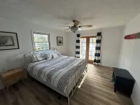 Pine Lake Cottage with Views - 3-Star
