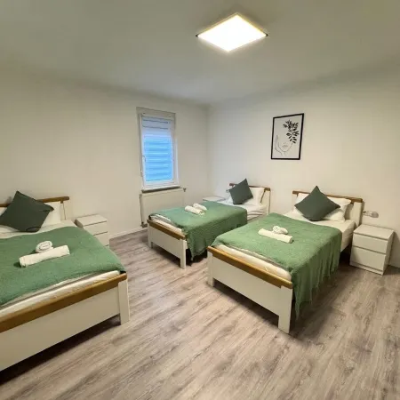 Apartment in the center with garden, connection to Stuttgart, Märklineum and EWS Arena.