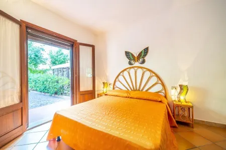 Three-room apartment "The Flamingos" Отели рядом с достопримечательностью «Parco pubblico con giochi per i bambini»