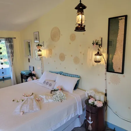 Whimsical PNW Nostalgic 3-bedroom apartment in peaceful West Linn with AC, WiFi Отели рядом с достопримечательностью «Mary S. Young Park»