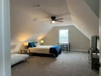 Secluded Getaway, 5-Bedroom home in Ringgold, GA