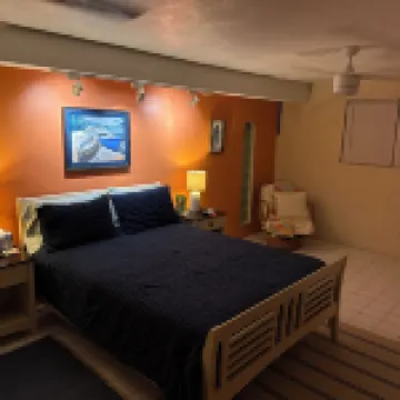 Charming 1-bedroom apartment in fabulous Christiansted with WiFi, AC