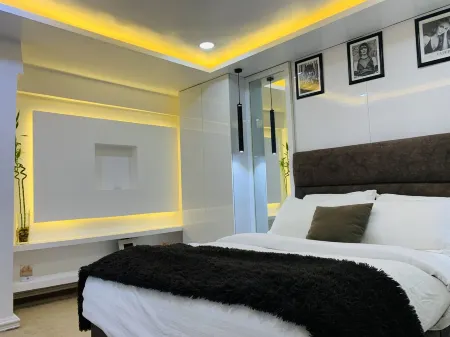 A stylishly furnished apartment in maitama, 6 minutes away from Transcorp Hilton