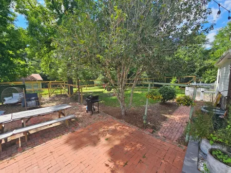 Happy Victorian charming 4-bedroom house in historic DeFuniak Springs