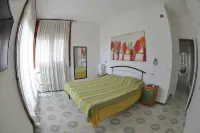 An apartment nestled in the sun 110 meters from the sea Hotel di Minturno