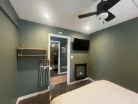Charming Eastham Guesthouse