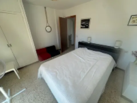 Superb sea view apartment with private pool! 5 minutes from the center.