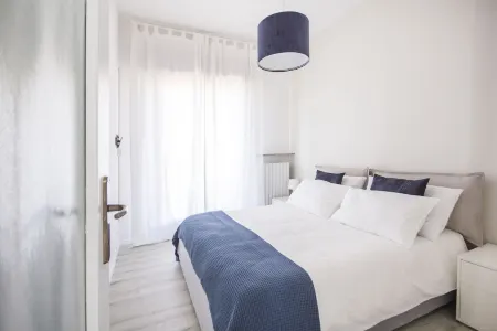 Modern newly renovated apartment near Como