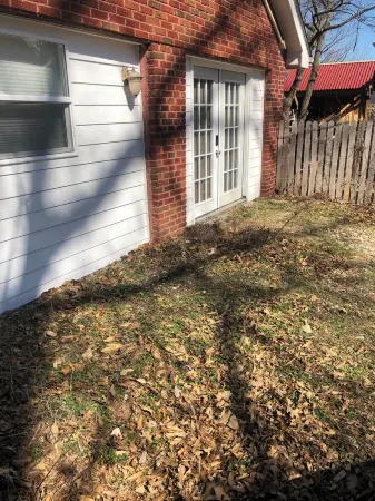 Large independent cottage, walking distance to campus and downtown Columbia