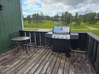 Bison Loft Suite- Trailers/UTV's/Bikers Welcome