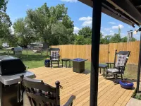 The Farmhouse at Truman Lake Hotels in Henry County