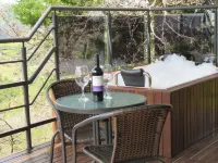 Hermosa Cabaña Familiar con Jacuzzi y Cocina. El Mejor Paisaje de la Región