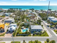 SunSalt Cottage~5 min to Beach, Shops & Restaurants~PrivatePool