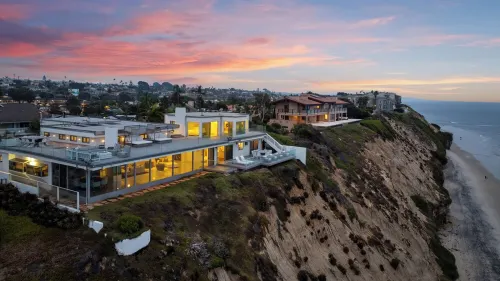 Encinitas Shores - Beachfront, Ocean View & Patio