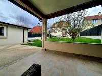 Maison Confortable 7 Couchages . 25 mn Paris Parking Privé et Portail Électrique Hotels in Brunoy