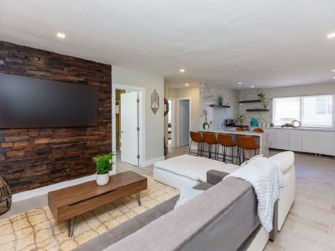 Tropi-Cool 2 Bedroom Apt