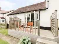 Peaceful home from home cottage beautifully presented in village location. Hotels in Atherstone