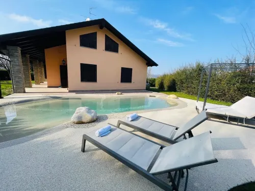 Holiday Flat in Villa with pool Hotels in Melazzo