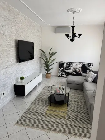 Porta Mare house, 10 minutes from the sea, near Venice, 2 steps from the station