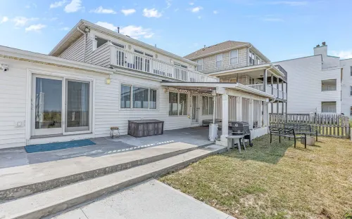 Oceanfront Cozy Beach Duplex