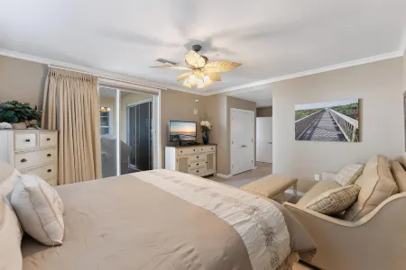 Beachfront Infinity Pool and Ocean Views - Gorgeous Coastal Retreat