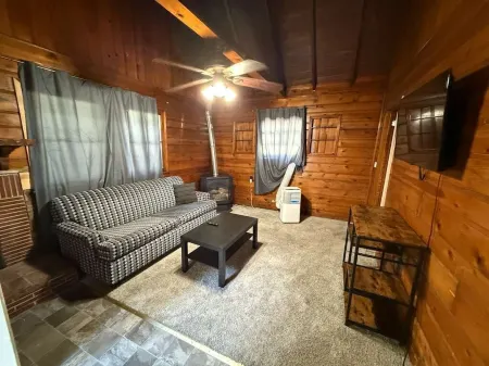 Crest Lodge Historic Mountain Inn Отели в г. Крестлайн