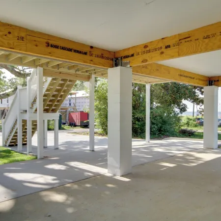 Sunny Gulfport Vacation Rental Walk to Beaches!
