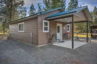 Pet-Friendly Libby Cottage w/ Mountain Views! - Parking