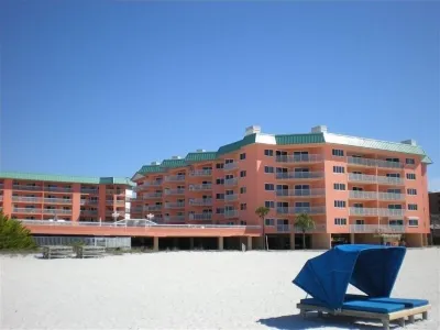 SPECTACULAR BEACH CONDO. 2/2 PLUS DEN. HEATED POOL - EMAIL US. Hotels near Tiki Gardens - Indian Shores Beach Access