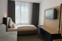 HI Grand City Hotel Hotels in Lahe