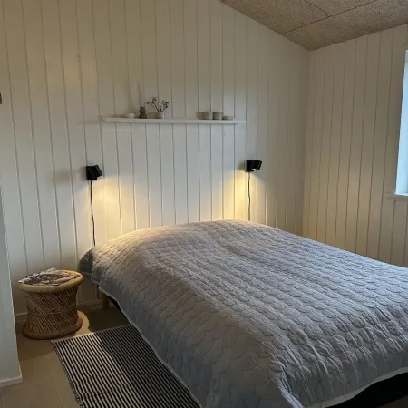 "Frithbjorn" - 900m from the Sea Hotels in Jerup