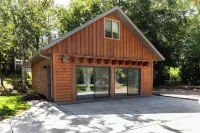 Premier Location on Crosslake - Hot Tub - Great for Families or Adults!