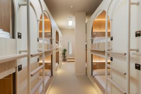 โรงแรม ลิทเทอรัล