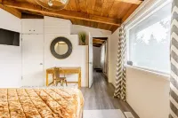 8BR | BBQ, Garden Retreat | Des Moines | Sophari - 2-Star