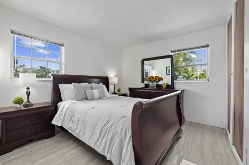 Ship To Shore-Close to Beach