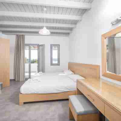 FarOut - BeachResort & Camping Rooms