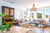 Stunning Penthouse with Large Private Terrace. Plaza Marina 馬拉加住宿飯店