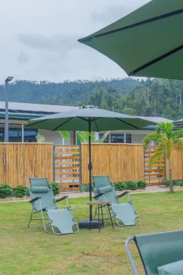 Royal Suites Port Barton