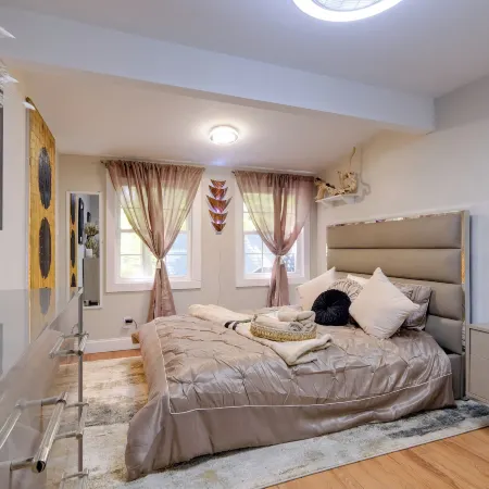 Adorable Beach Cottage w/ Hot Tub & Tropical Bar! Отели в г. Калверт