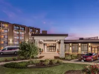 Crowne Plaza Milwaukee Airport by IHG Hotels near Pitman Theater
