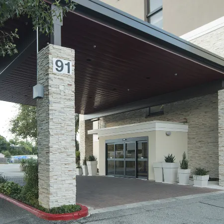 Holiday Inn Express SAN ANTONIO-AIRPORT by IHG