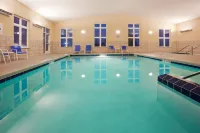 Holiday Inn Express & Suites ANTIGO by IHG