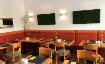 The Ascot Hotel, Cologne