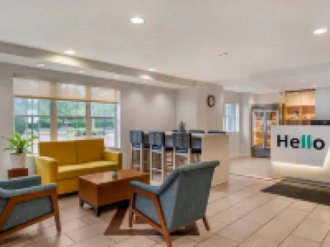 Dulles Suites Hotels in Potomac