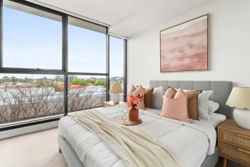 Comfy 2BR Apt Near the Yarra River Hotels in Abbotsford