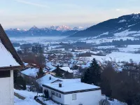Absolutely Quiet, Beautiful Apartment with Wonderful Mountain Views and Swimming Pool Hotel a Oy-Mittelberg